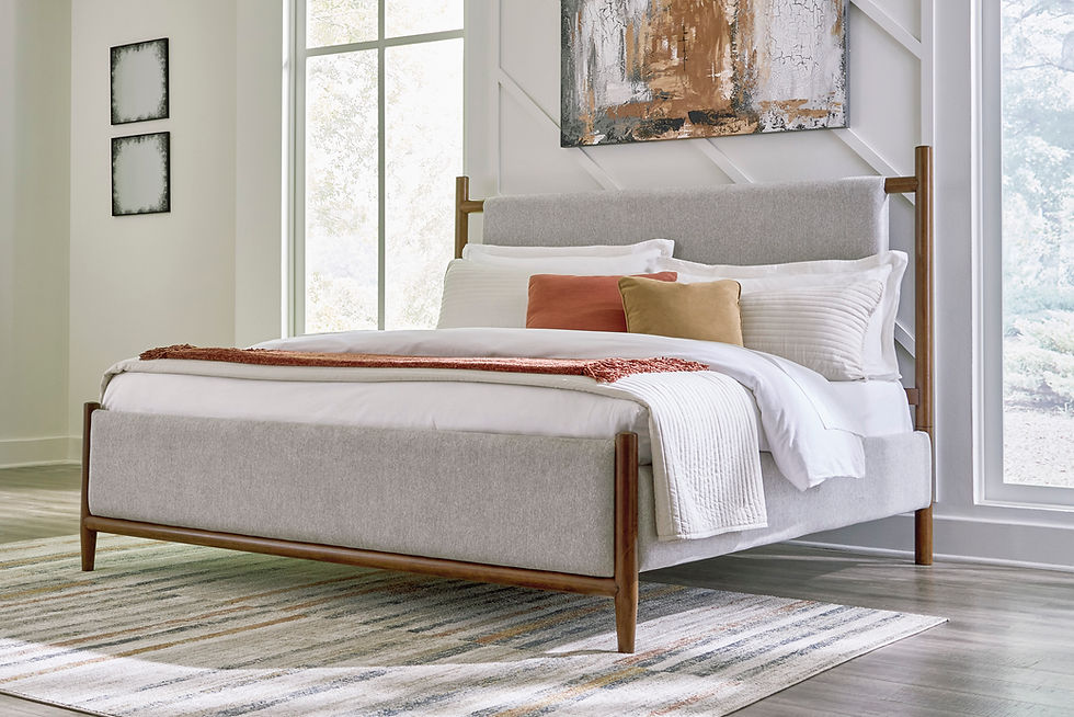 Lyncott Queen Gray Upholstered Bed
