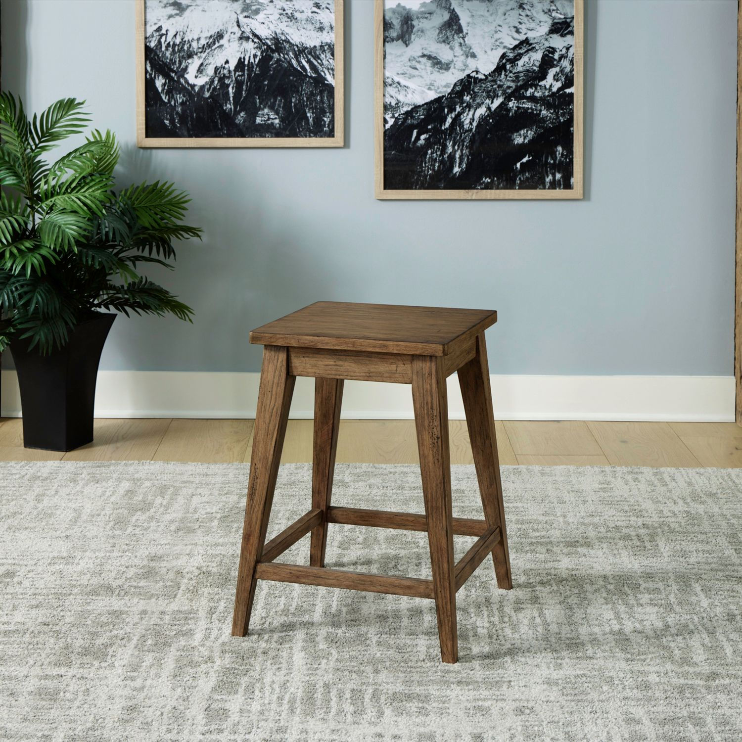 Pinebrook Ridge Console Stool