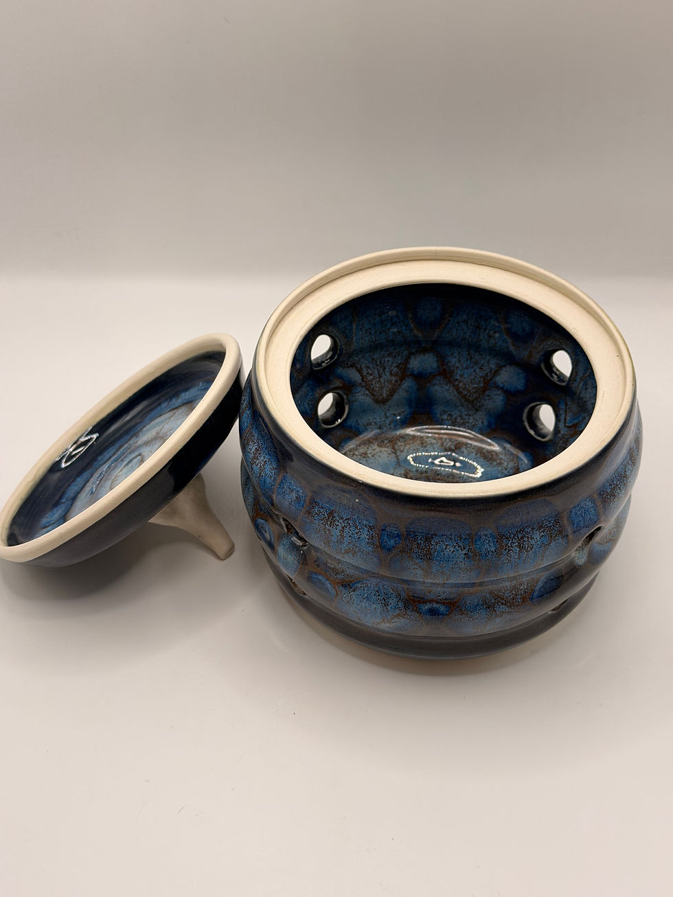 Thumbnail: Evening Blues Garlic Keeper