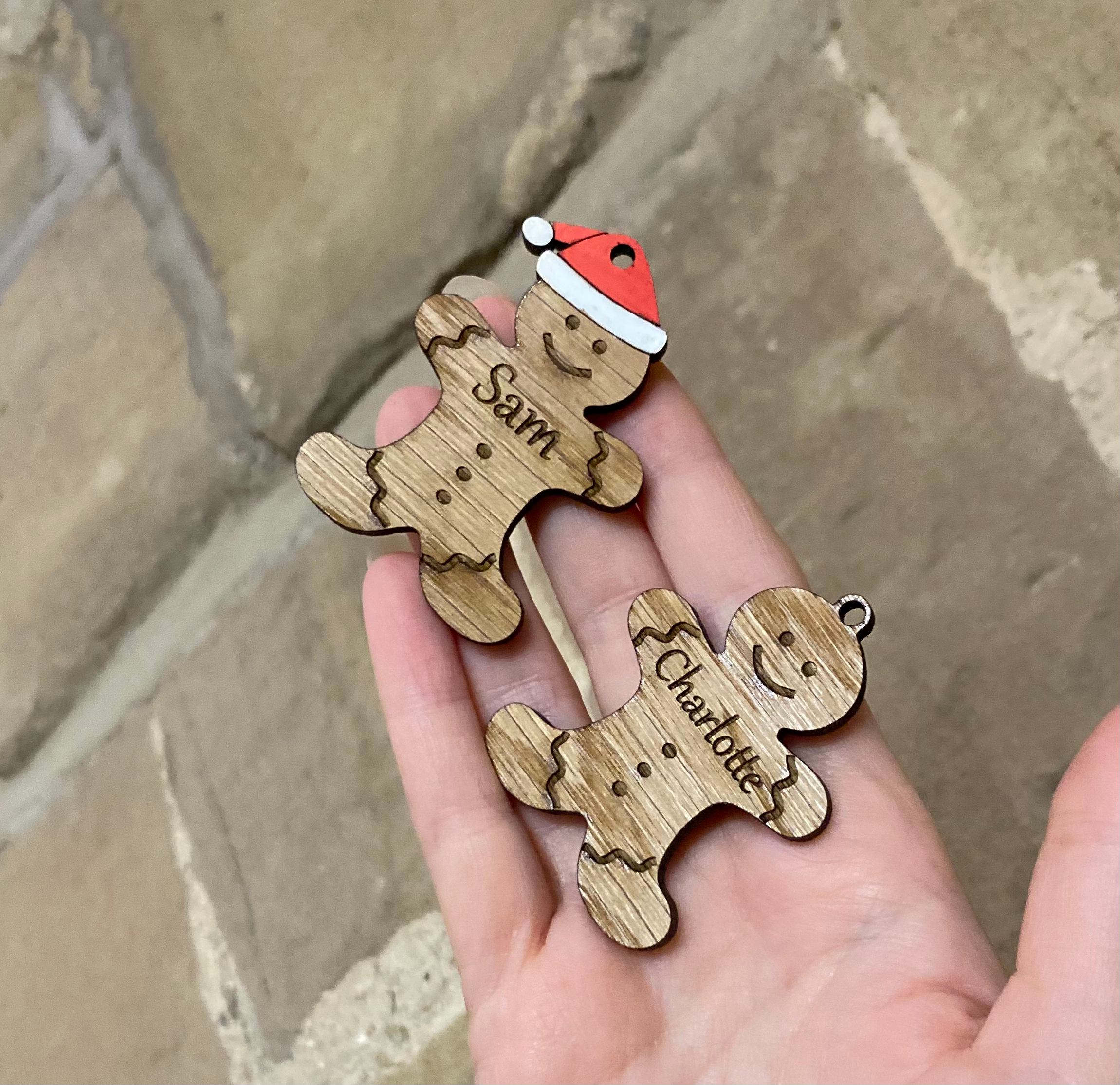 Gingerbread Men Mini Hangers - Attach to crackers etc - Christmas Table decor