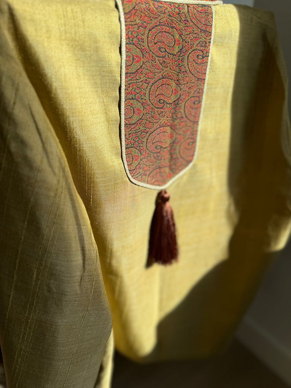 Thumbnail: Mahaan Coat