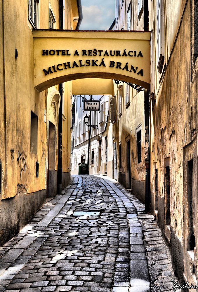 Calle Baštová