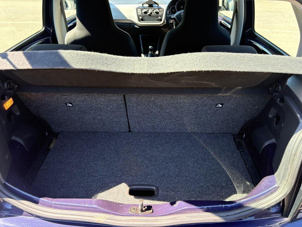 2018 Volkswagen up! 1.0 High up! Euro 6 (s/s) 5dr