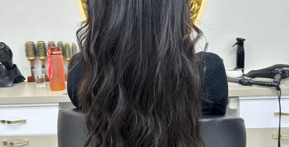 Everything you need to know about hair extensions in Kuşadası.