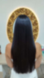 Professional hair care services in Kuşadası. Special solutions for damaged hair with Keratin, Olaplex, K18, and more. Make an