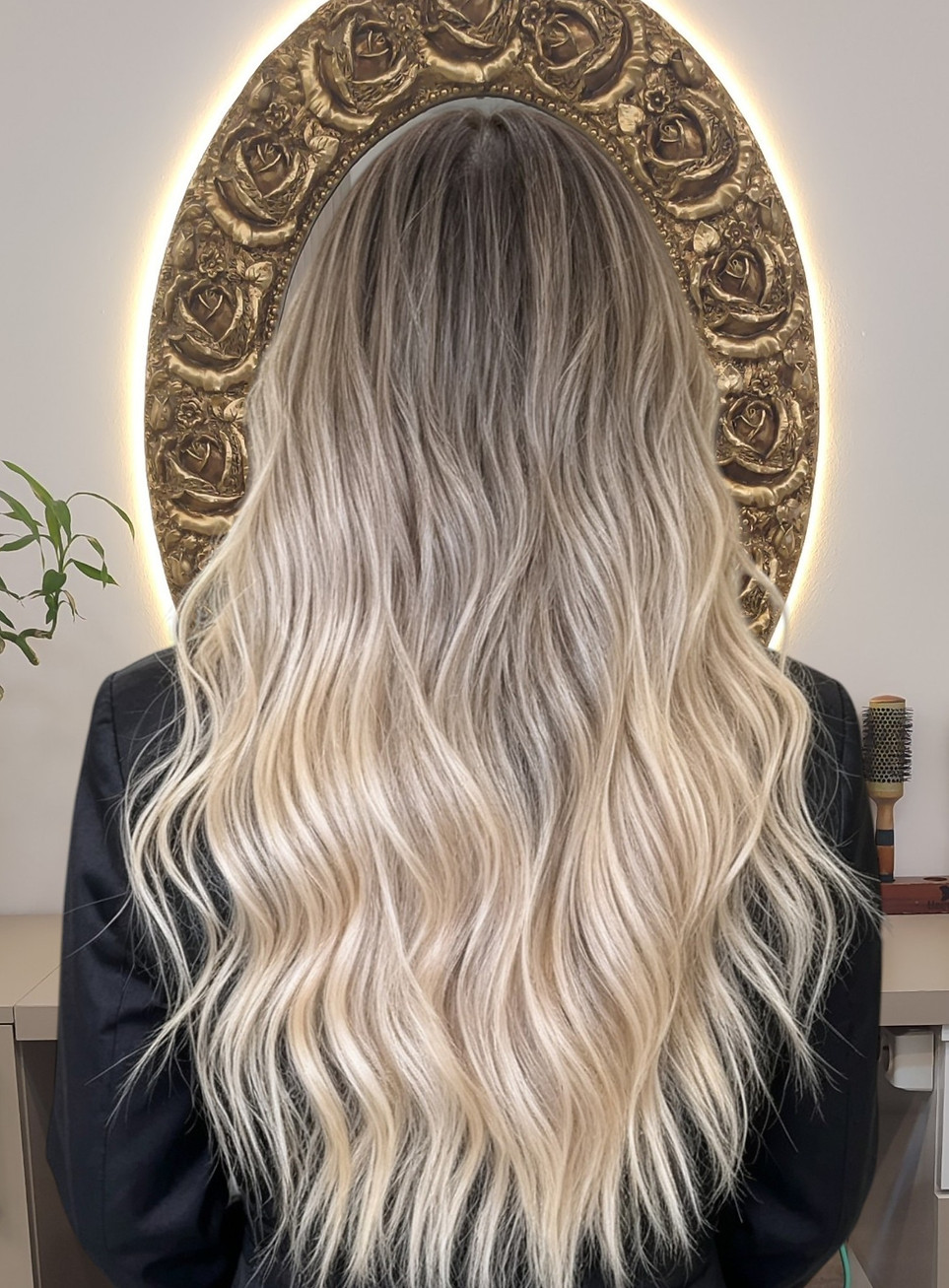 The best balayage and coloring services in Kuşadası..jpg
