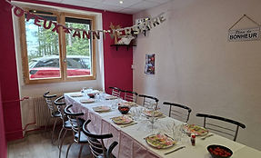 Ecrin du Poten Ciel_salle commune_anniversaire.jpg