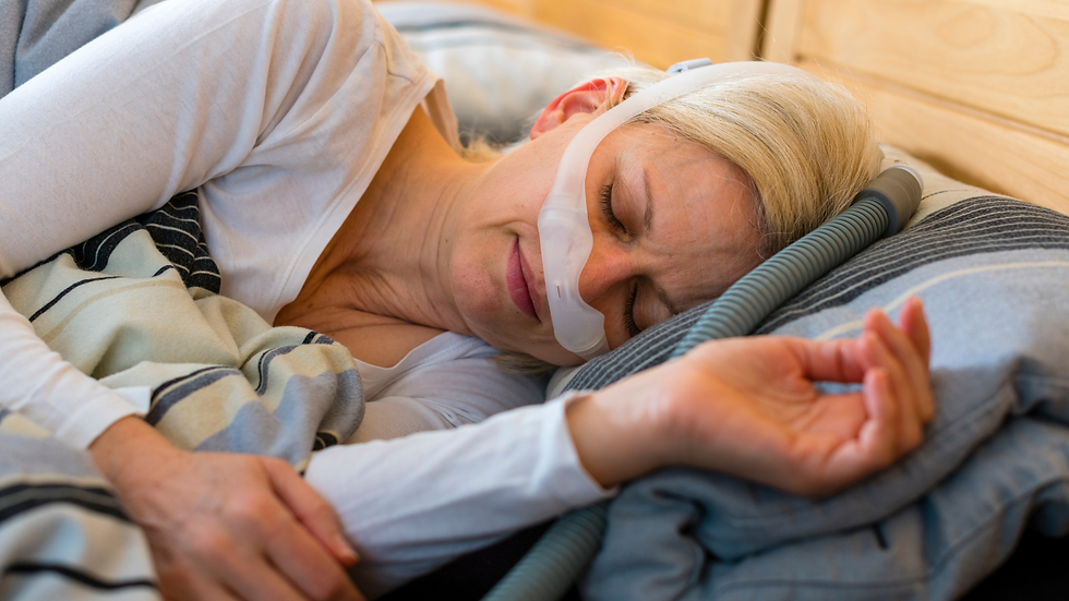 a patient using a APAP and CPAP device