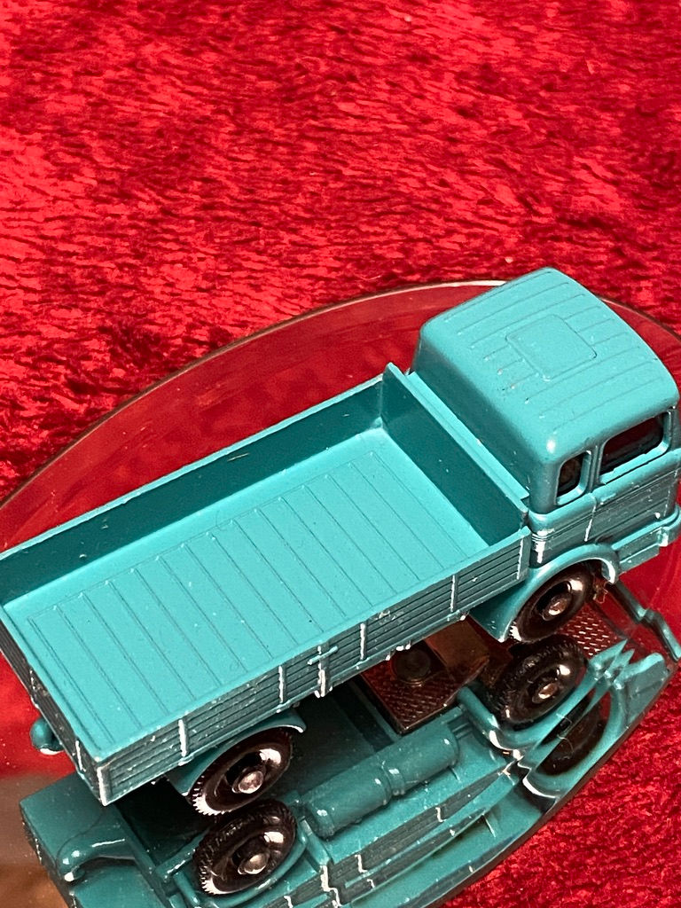Thumbnail: Matchbox Mercedes Benz Truck