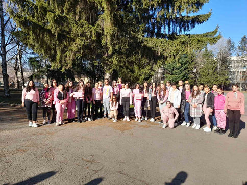 Ден на розовата фланелка