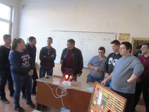 Представителна изява на клуб "Приложна електроника"