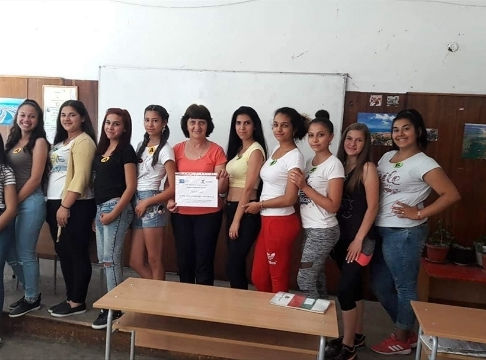 Публична изява на клуб "Български език и литература - 8 клас"