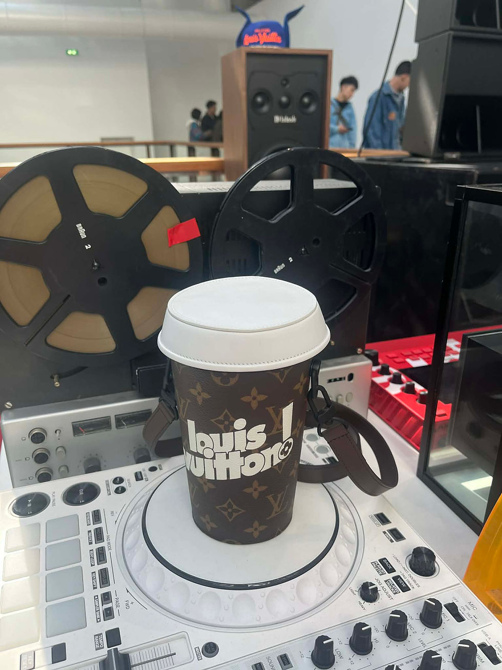 Photo by Valencia Hartono