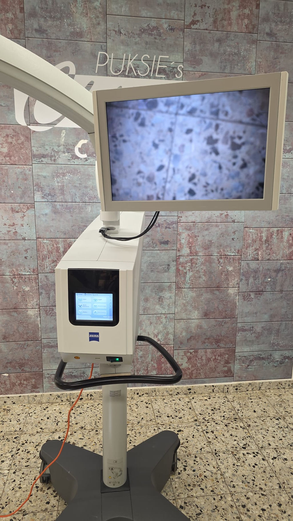 Miniaturbild: Zeiss Vario 700 OP-Mikroskop für Neurochirurgie, Baujahr 2015