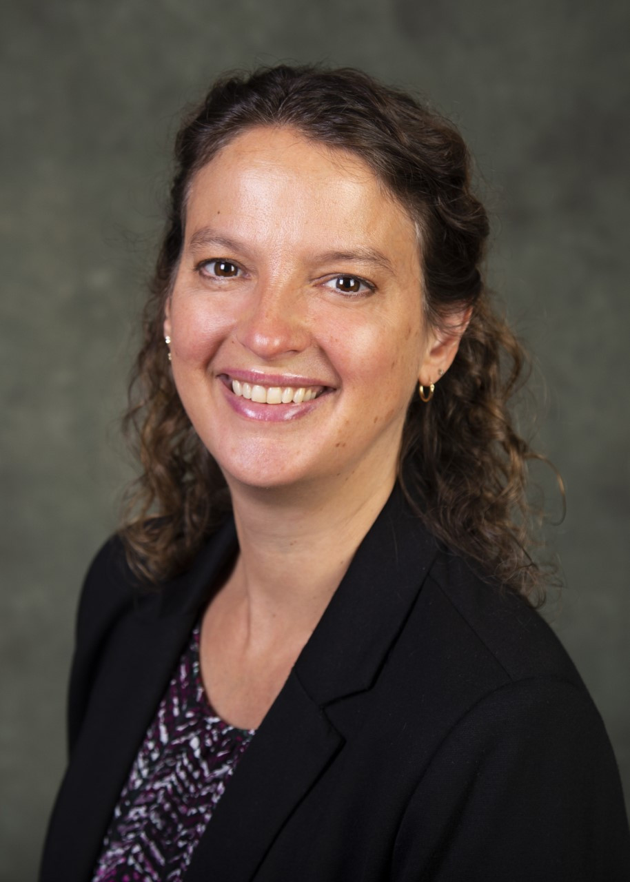 Portrait of SVSS Board Member Sarah McQuillan
