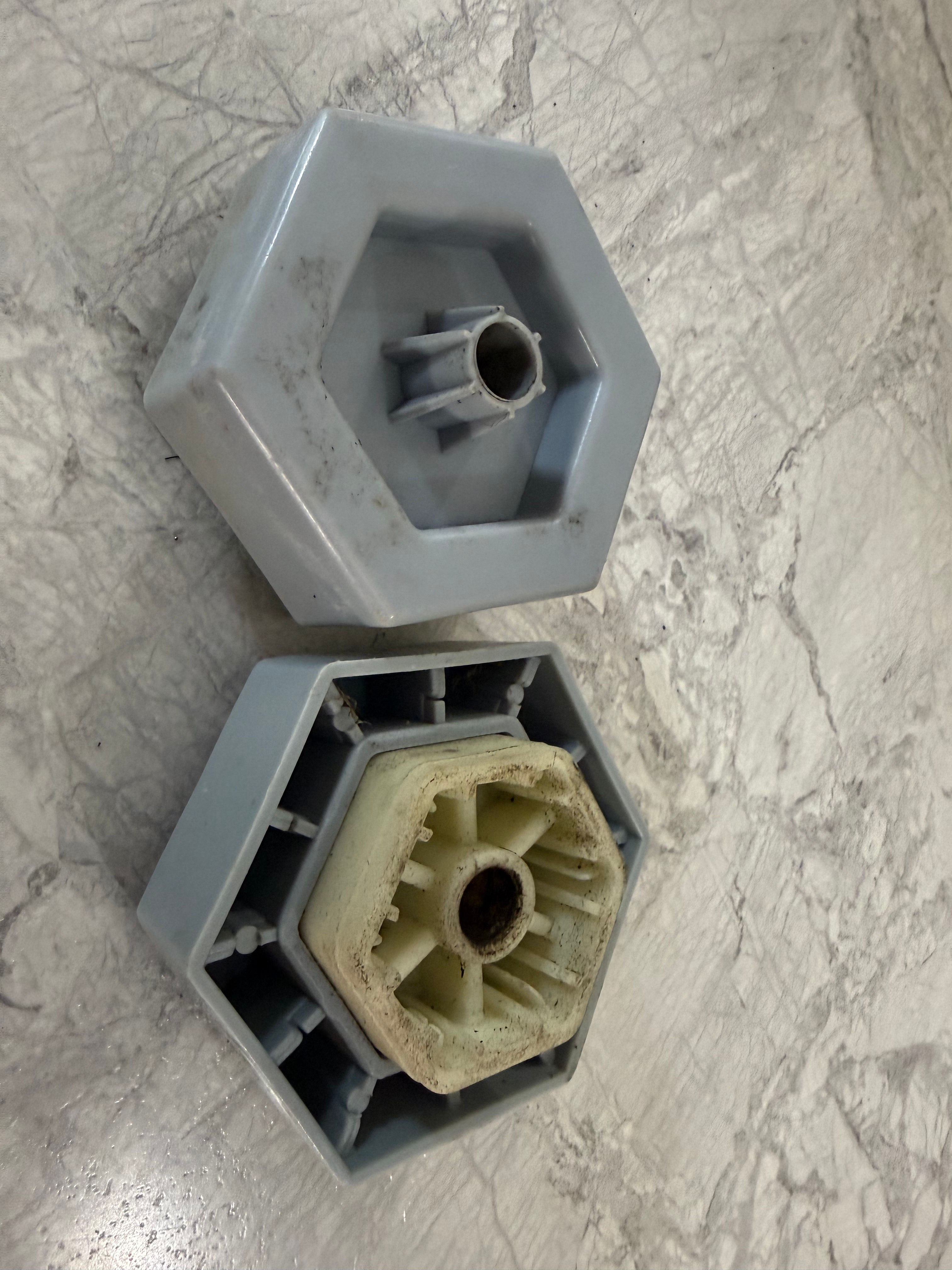 Bravo Grave Digger 24v stock USED TAKEOFF wheel adapters