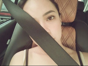 Peminat Kecoh Kerana Nora Danish Muat Naik Gambar Nampak Tali Bra???