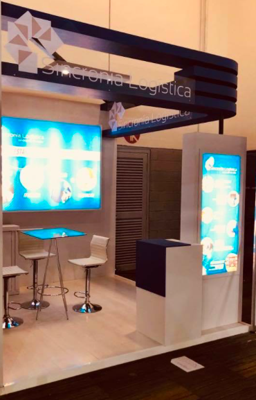 Stand 3x3 esquina en madera