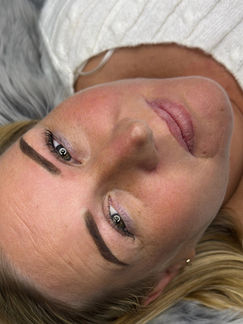 Ombre Brows vom Experten
Permanent Make up in Villingen