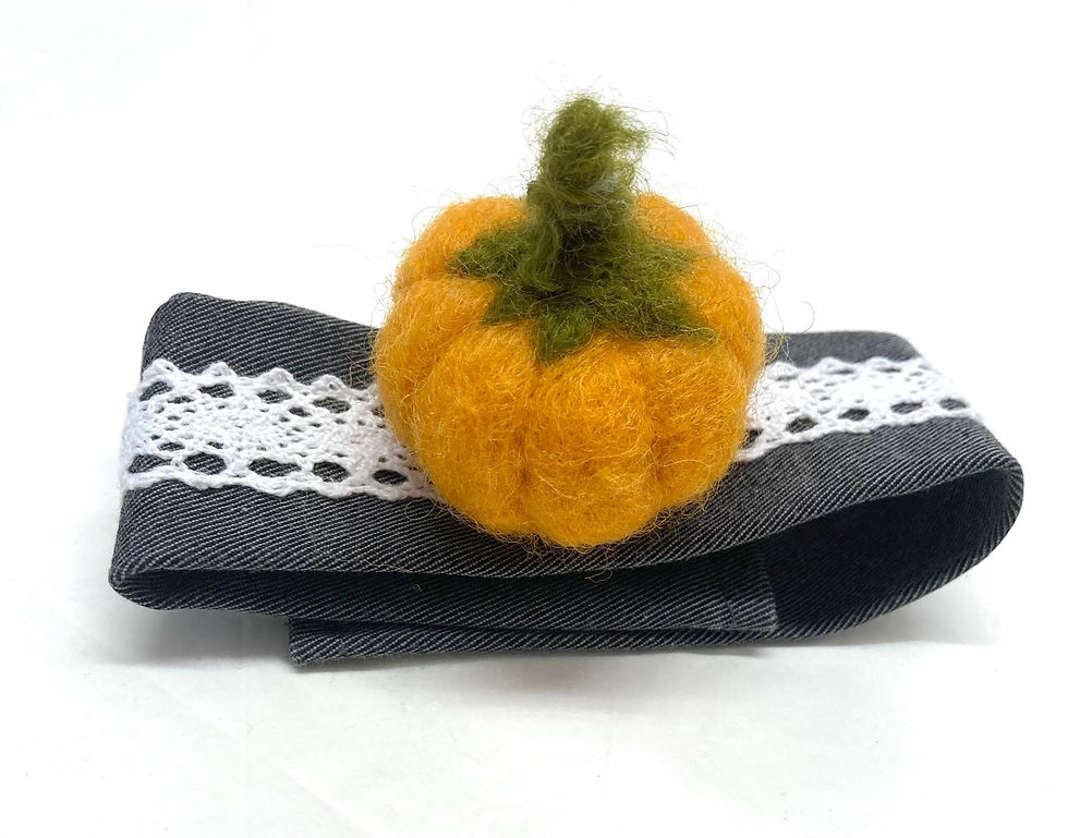 Pumpkin Wristband Pin Cushion