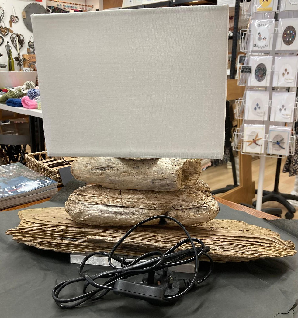 Thumbnail: Medium Driftwood Lamp AS018