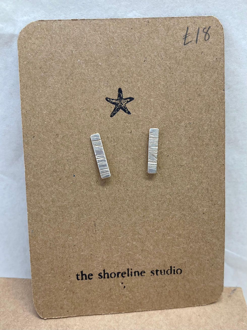 Short Line Stud Earrings - E7
