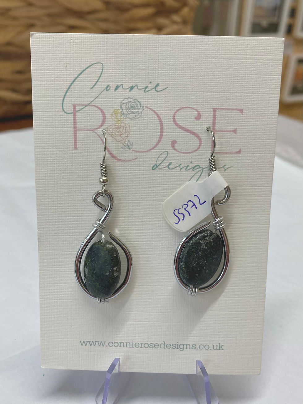 Thumbnail: Green Agate Drop Earrings - SSP72