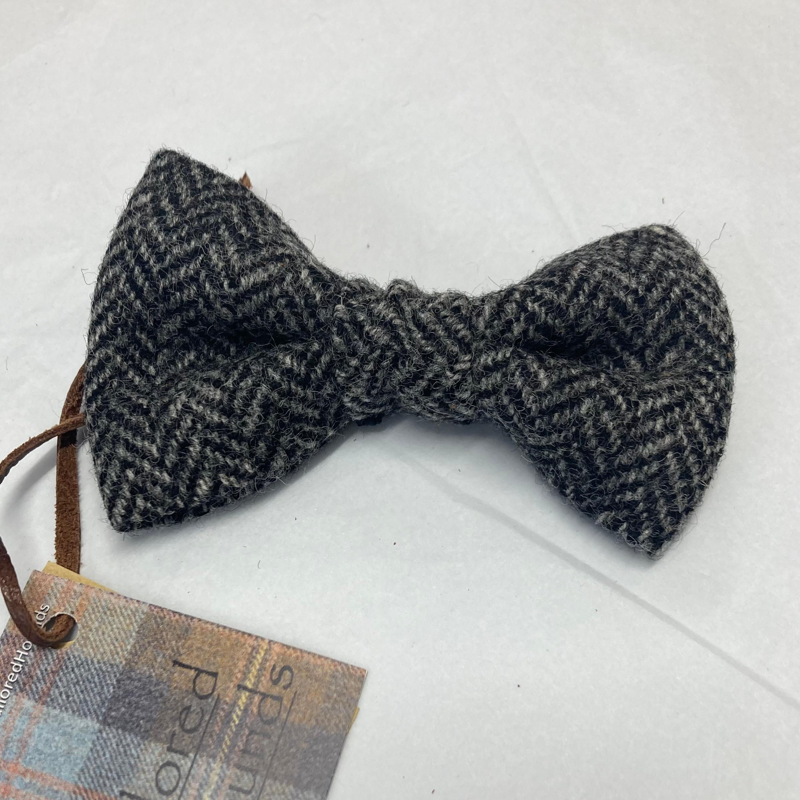 TH040 Tweed Dog Bow Tie