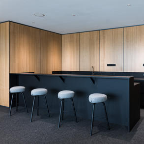 JENNI OFFICE DESIGN