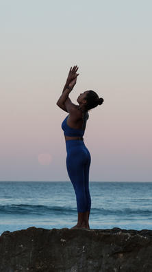 YOGA TEACHER SELENA