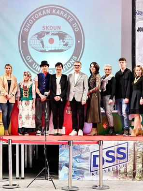 世界大会参加の機会を学生へ