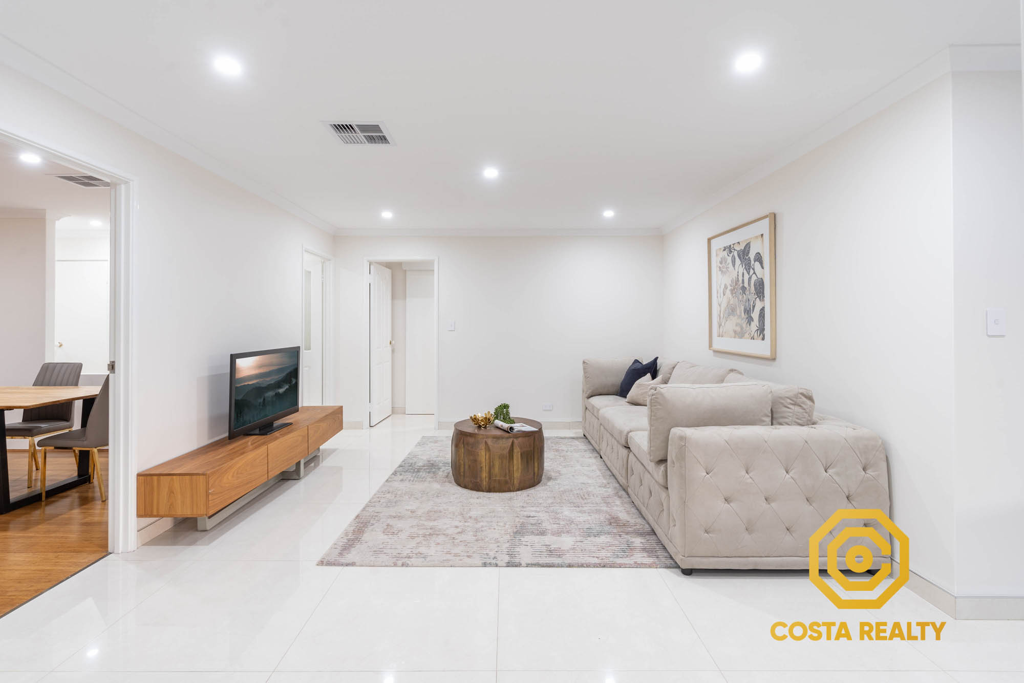 12 Marich Cove, Atwell - Thumbnail 3