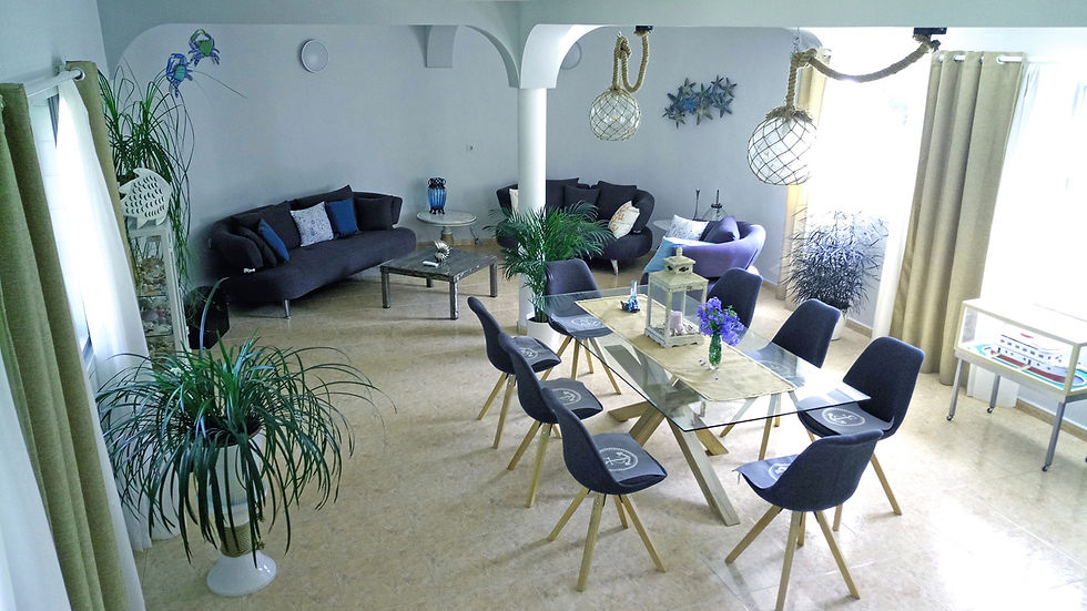 Main sittingroom