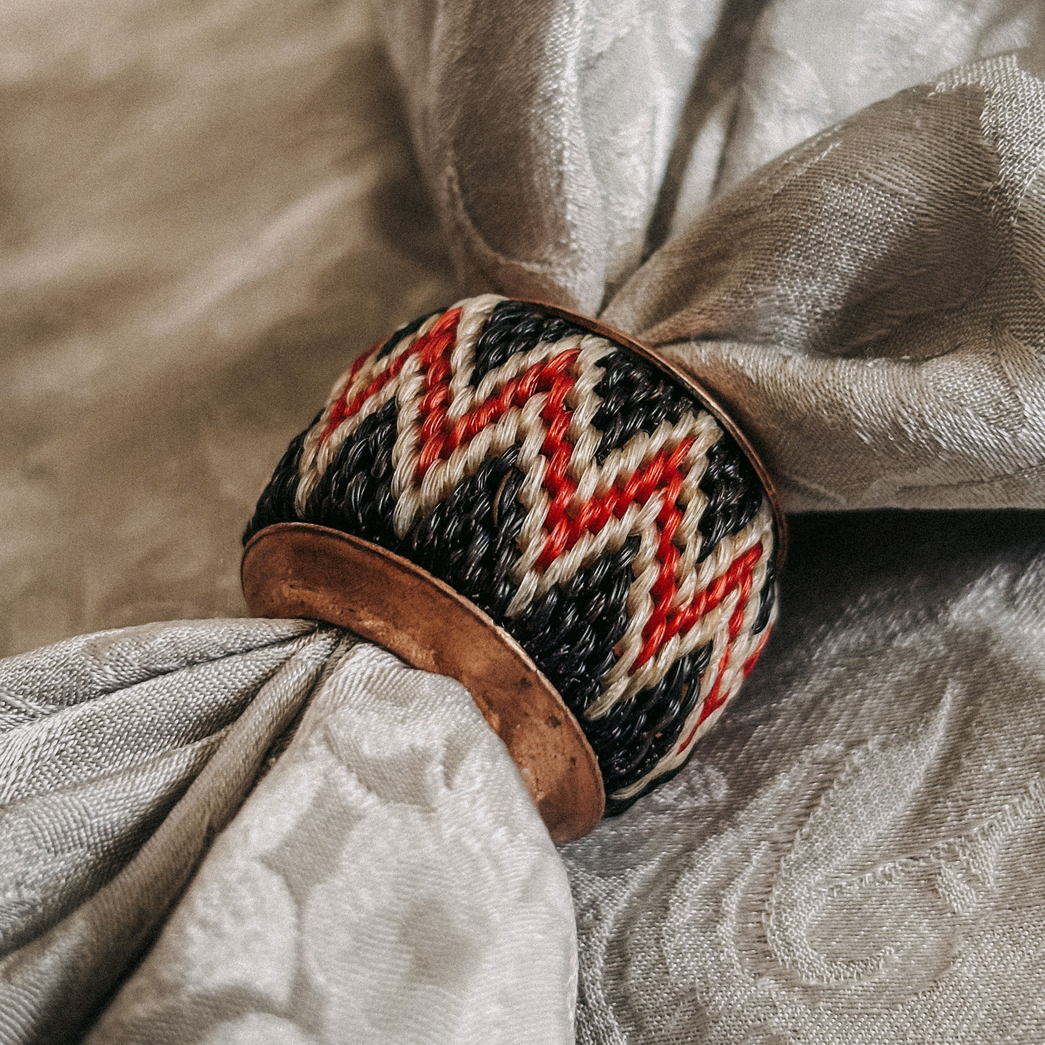 Hitched Horsehair Wild Rag Slide — Black, White, and Red Zigzag