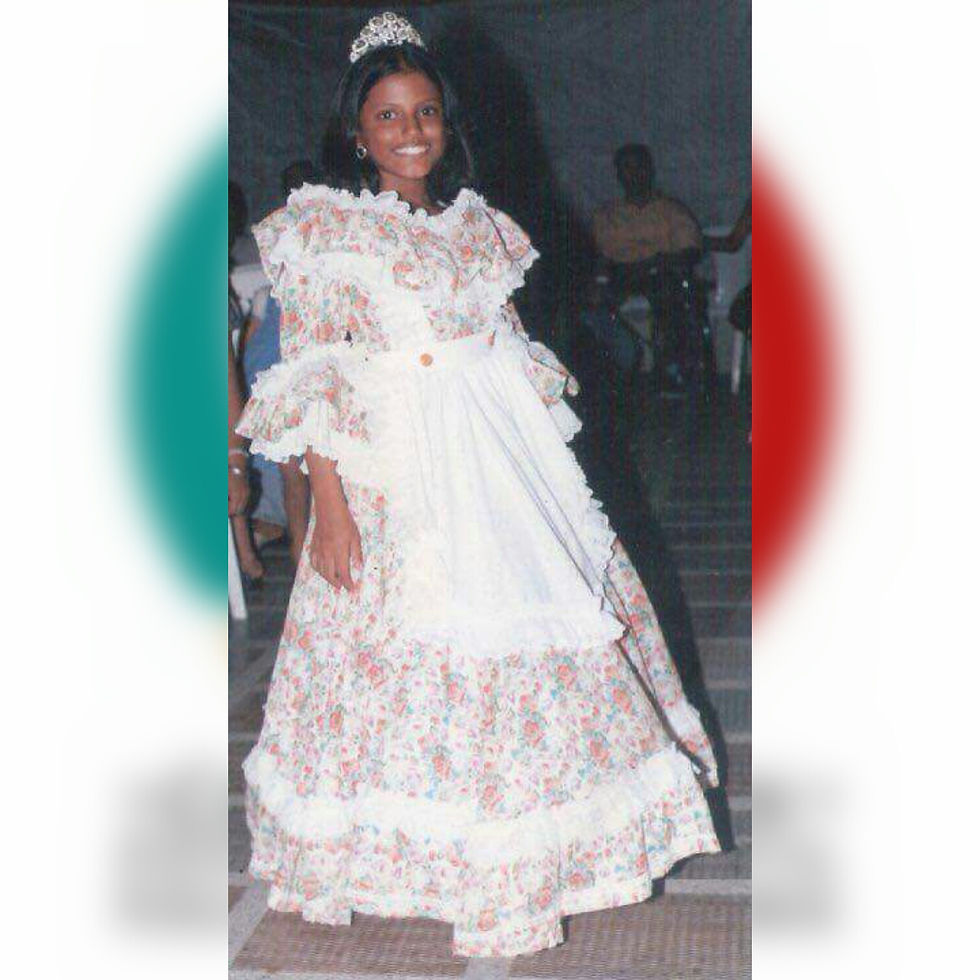 Niña Folclor Colombia 2001 - 2002