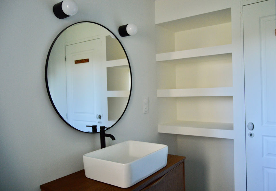 étagère encastrée salle de bain placo porte