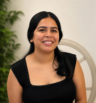 Alejandra Hernandez photo.jpeg