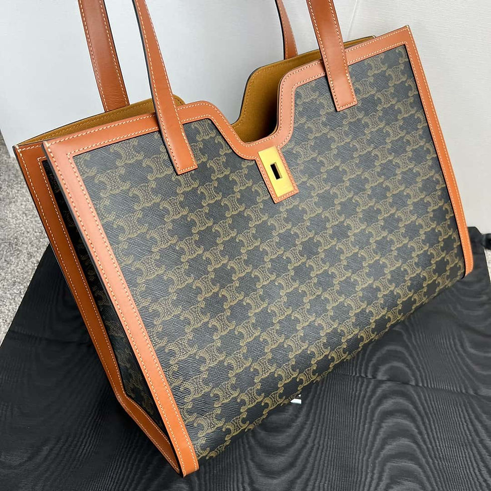 Thumbnail: Large Logo Printed Handbag with Rotating Buckle – CEL113