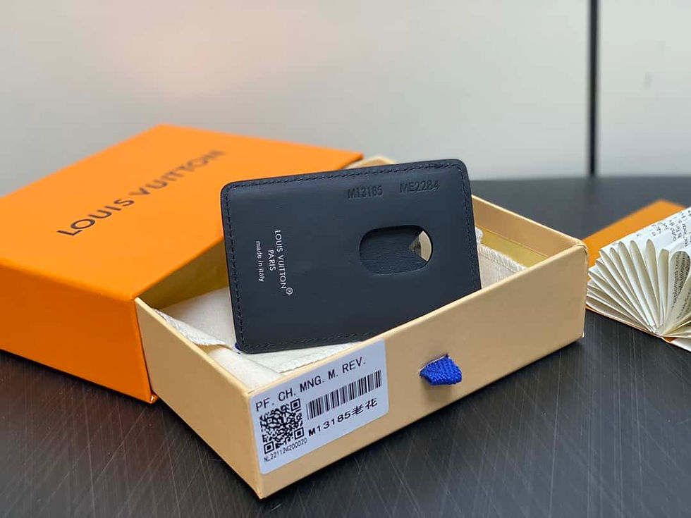 Thumbnail: LV Monogram iPhone Card Holder – Black Replica