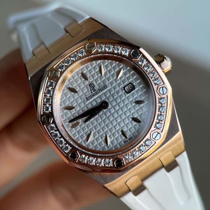 Thumbnail: Fashion Watch HL - 8471