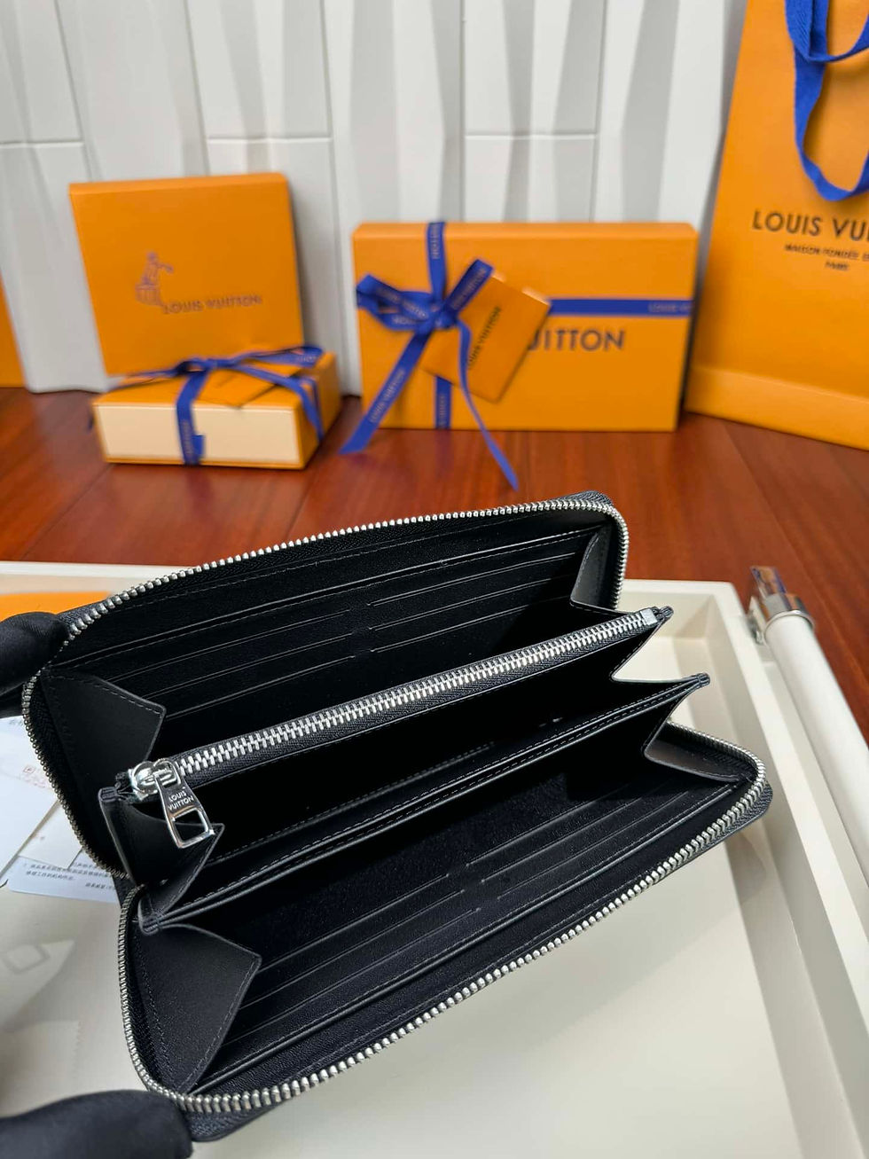 Thumbnail: Designer Wallet VL - 6678