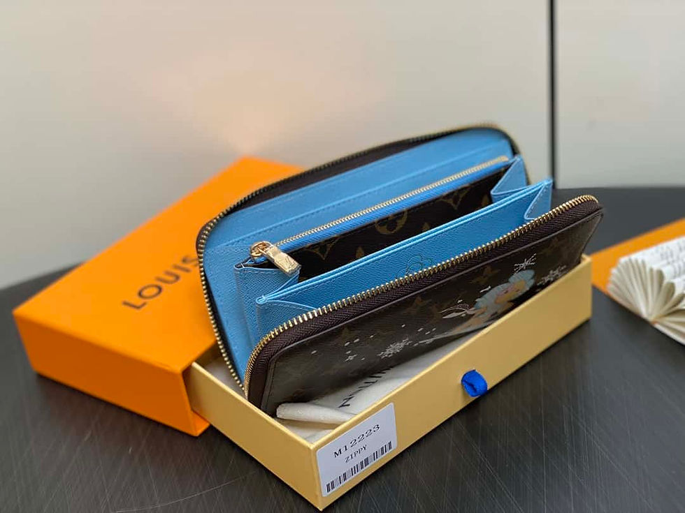 Thumbnail: Designer Wallet LOV - 8182