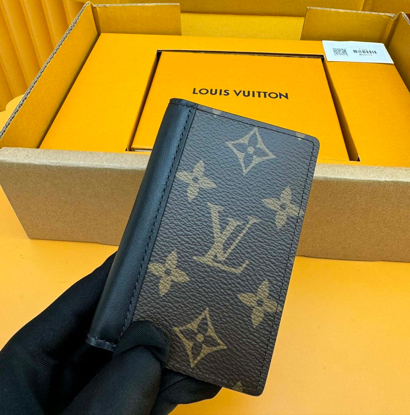 Designer Wallet LOV - 7977