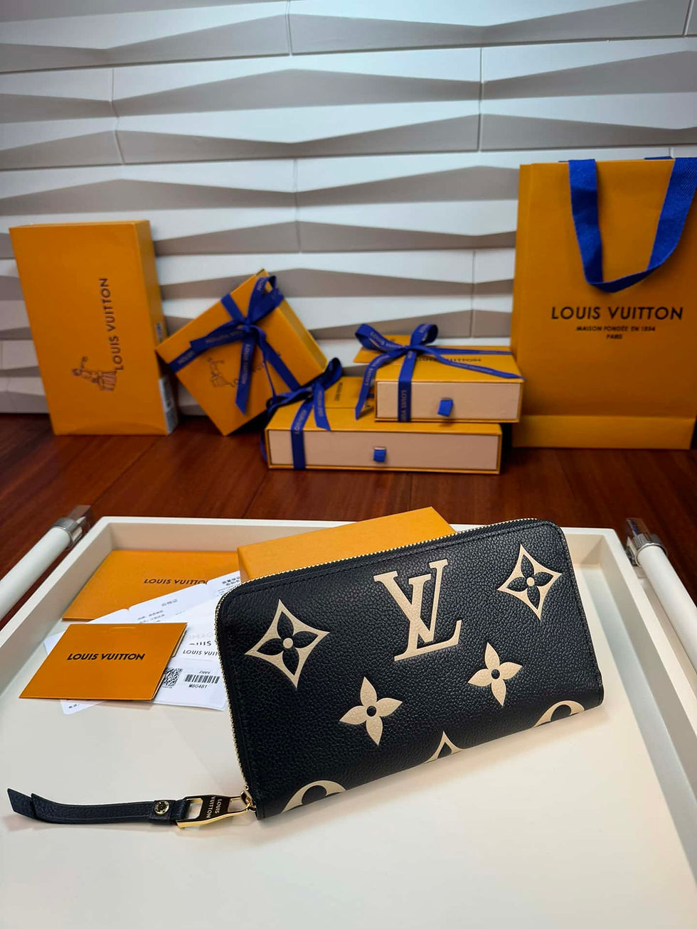 Thumbnail: Designer Wallet VL - 6695