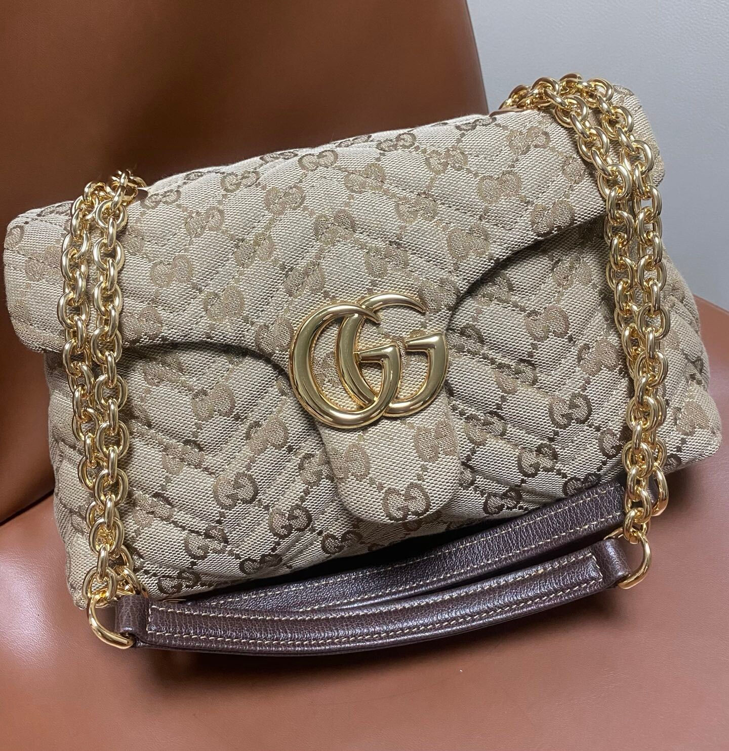 GUCCI Marmont Model 855371 Small