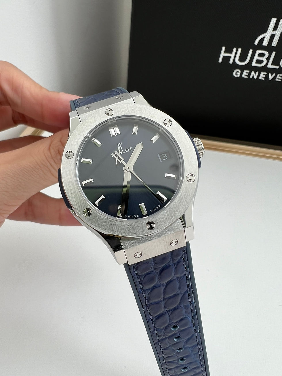 Fashion Watch HL - 8452