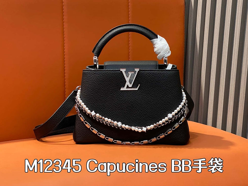 Miniaturbild: Louis Vuitton LV Capucines BB handbag black full leather cap bag