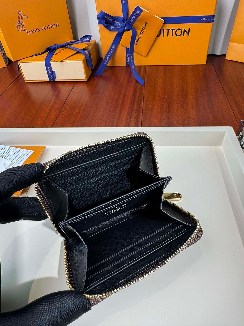 Thumbnail: Designer Wallet VL - 6684