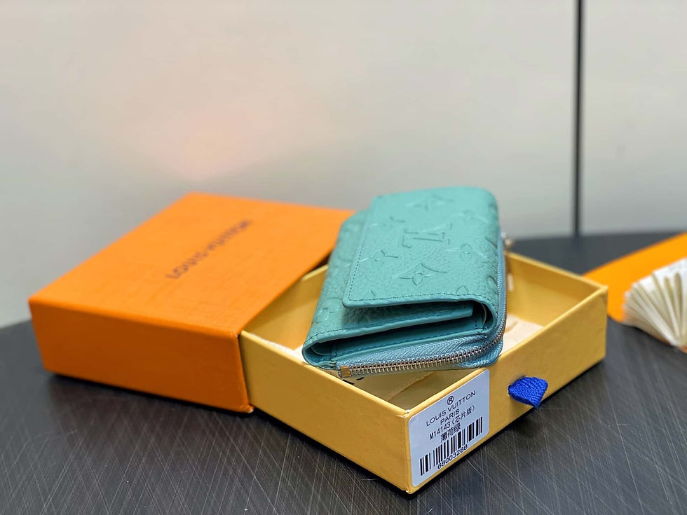 Thumbnail: Designer Wallet LOV - 7644