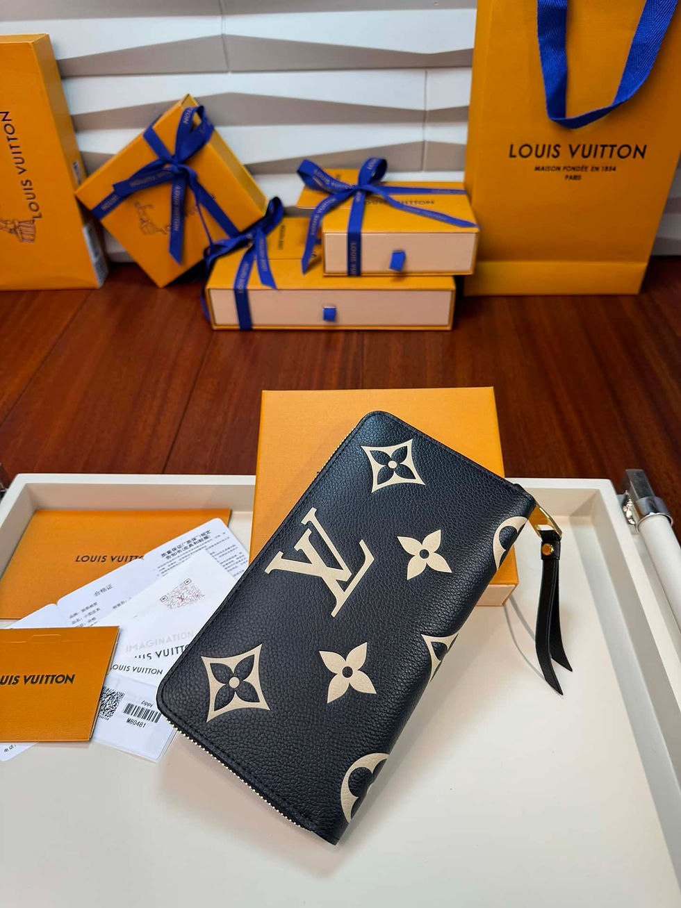 Thumbnail: Designer Wallet VL - 6695